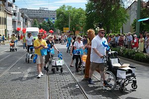 Festumzug zum 1090. Geburtstag der Rolandstadt