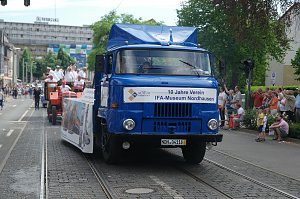 Festumzug zum 1090. Geburtstag der Rolandstadt