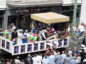 Festumzug aus einer etwas anderen Perspektive