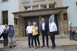 Bye, bye Oberstufe - den Beginn der Sanierung am Humboldt-Gymnasium wurde heute ausgiebig gefeiert