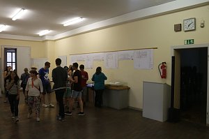 Bye, bye Oberstufe - den Beginn der Sanierung am Humboldt-Gymnasium wurde heute ausgiebig gefeiert