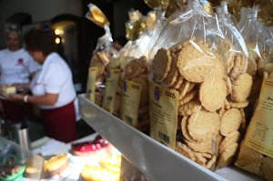 In der Echten Nordhäuser Traditionsbrennerei wurde heute der erste "Hof- und Genussmarkt" eröffnet