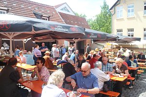 In der Echten Nordhäuser Traditionsbrennerei wurde heute der erste "Hof- und Genussmarkt" eröffnet