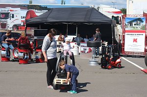 Für jeden etwas zu entdecken gab es zum Berufsaktionstag auch auf dem Autodrom