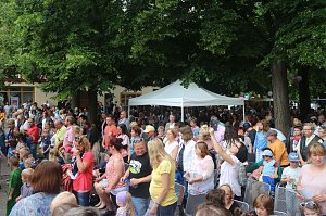 Kreiskirchentag vor der Nordh&auml;user Blasiikirche