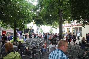 Kreiskirchentag vor der Nordh&auml;user Blasiikirche