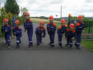 auf dem Gel&auml;nde der Freiwilligen Feuerwehr Bleicherode stellten sich die Kinder der Pr&uuml;fung des Leistungsabzeichens der Th&uuml;ringer Jugendfeuerwehr f