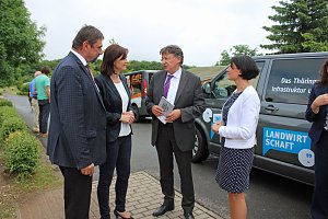 Barrierefreies Wegenetz im Ferienpark Feuerkuppe...