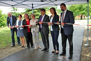 Barrierefreies Wegenetz im Ferienpark Feuerkuppe...