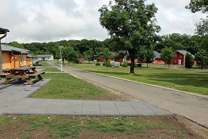 Barrierefreies Wegenetz im Ferienpark Feuerkuppe...