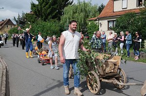 Festumzug in Woffleben