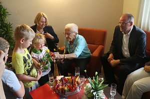 100 Jahre in Nordhausen - Emmi Tittmann's Geburtstag wurde heute ordentlich gefeiert