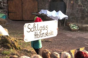 Burg in Flammen