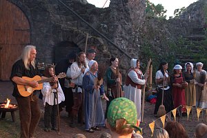 Burg in Flammen