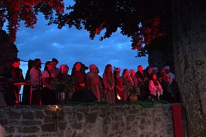Burg in Flammen