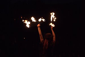 Burg in Flammen