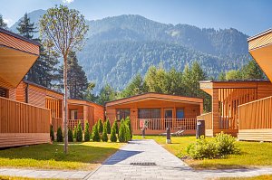 Alpine Lodges am Camping Olympia
