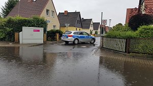 Stra&szlig;e an der Salza ist &uuml;berflutet