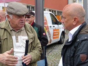 Wahlkampf zwischen Obst und Gem&uuml;se