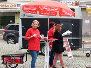 Wahlkampf zwischen Obst und Gem&uuml;se