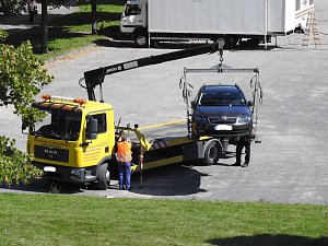 Ordnung schaffen auf dem August-Bebel-Platz