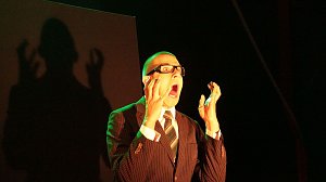 Mit Elias Elastisch beendet das Zappelini Zelt die Sommerpause