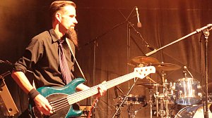 Jazz-Attack auf dem Hof der Jugendkunstschule Nordhausen