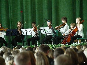 Verbeamtung von &uuml;beer 350 Lehrerinnen und Lehrern
