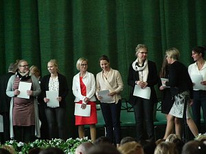 Verbeamtung von &uuml;beer 350 Lehrerinnen und Lehrern