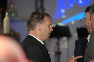 Helmut Peter feierte Geburtstag mit 600 G&auml;sten