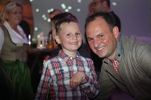 Helmut Peter feierte Geburtstag mit 600 G&auml;sten