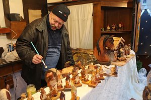 Weihnachtsmarkt und Eislaufbahn er&ouml;ffnet