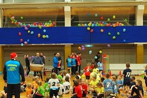 Nikolaus Spielfest der 1. Klassen