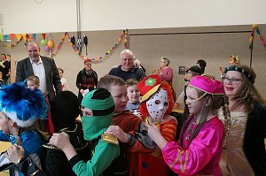 Neuer Turnraum in Gro&szlig;wechsungen eingeweiht
