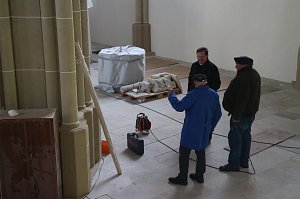 Sanierungsarbeiten im Dom zum Heiligen Kreuz