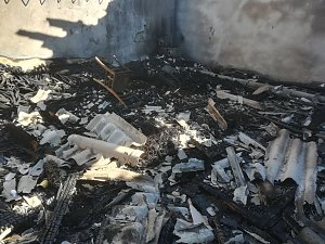 Feuer auf dem Gel&auml;nde des ehemaligen Schlachthofes. Hier brannte vor Monaten bereits ein Wohnwagen.