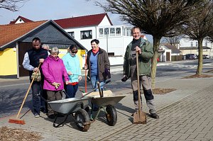 Harztor putzt
