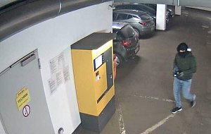 Wer kennt diese M&auml;nner?