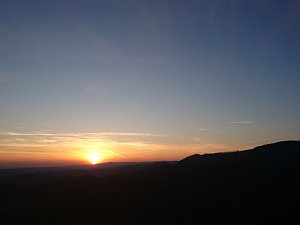 Die Sonne über dem Südharz sagt tschüss