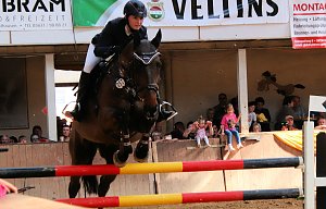 Hoffest und Reitturnier in Wollersleben