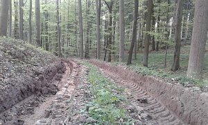 Bei Fronderode: Vermüllt und zerfahren