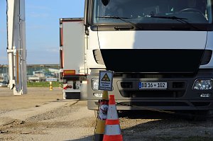 Zoll setzt schweres Ger&auml;t ein