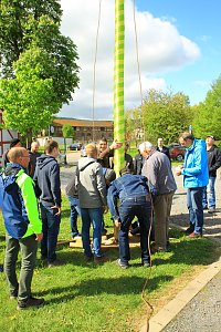 Maibaumsetzen in Wolkramshausen