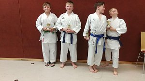 Siege und Pl&auml;tze beim Unstrut-Pokal im Karate