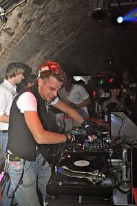 Funky Kitchen NDH Tunes Clubtour im Grease