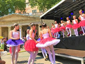 Viele Auftritte f&uuml;r Radevas Tanzeleven