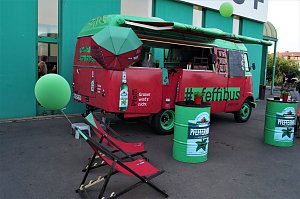 25. Jahre Marktkauf feiert mit Pfeffi-Bus