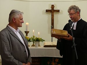 Festakt Goldener Kirchturm f&uuml;r W&uuml;lfingerode