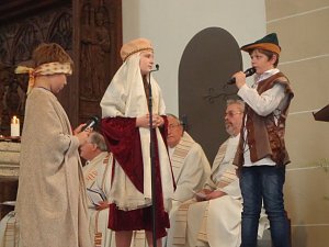 Festliches Hochamt mit Bischof Neymeyr im Nordh&auml;user Dom