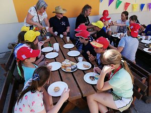 Sommerfest im "M&auml;chenhaus"